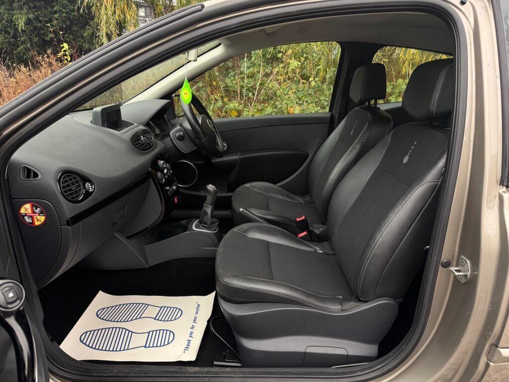 Used Renault Clio 2012 for sale - 77203646: Photo 43