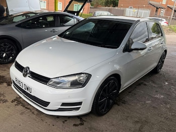 Used Volkswagen Golf 2013 for sale - 78860121: Photo