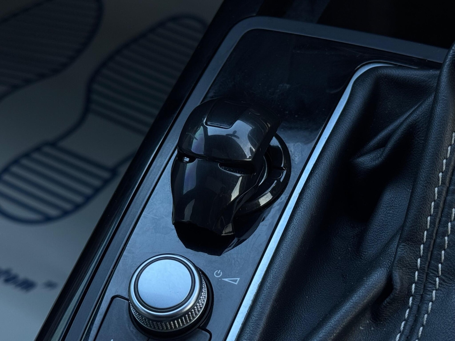 Used Audi A6 Saloon 2015 for sale - 77130657: Photo 2