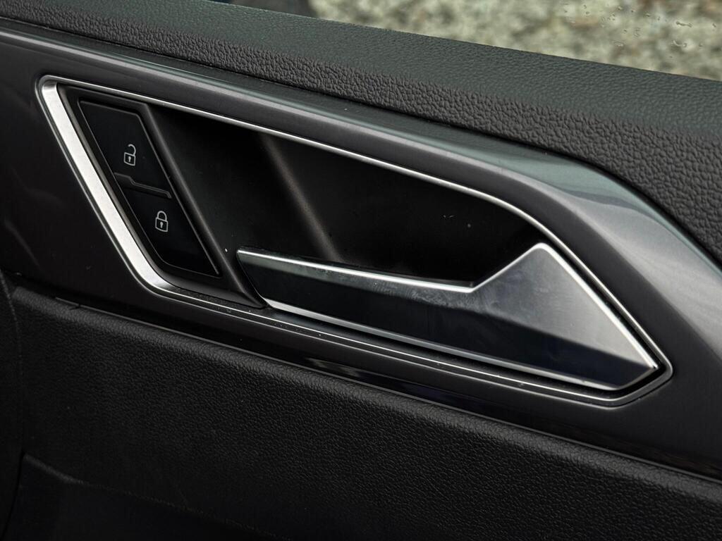 Used Volkswagen Polo 2020 for sale - 77203250: Photo 75