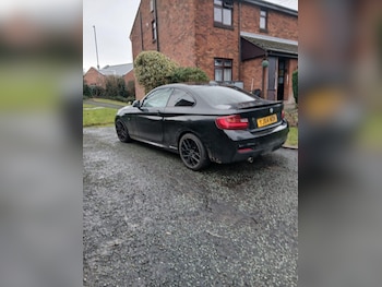 Used BMW 2 Series 2014 for sale - 77191044: Photo