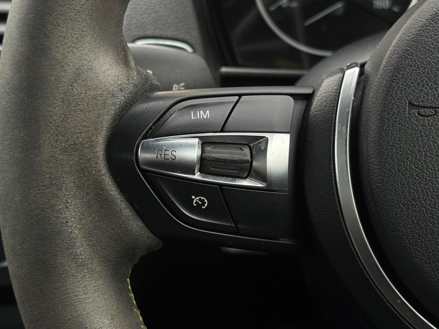 Used BMW 2 Series 2014 for sale - 77191044: Photo 31