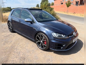 Used Volkswagen Golf 2016 for sale - 79589531: Photo