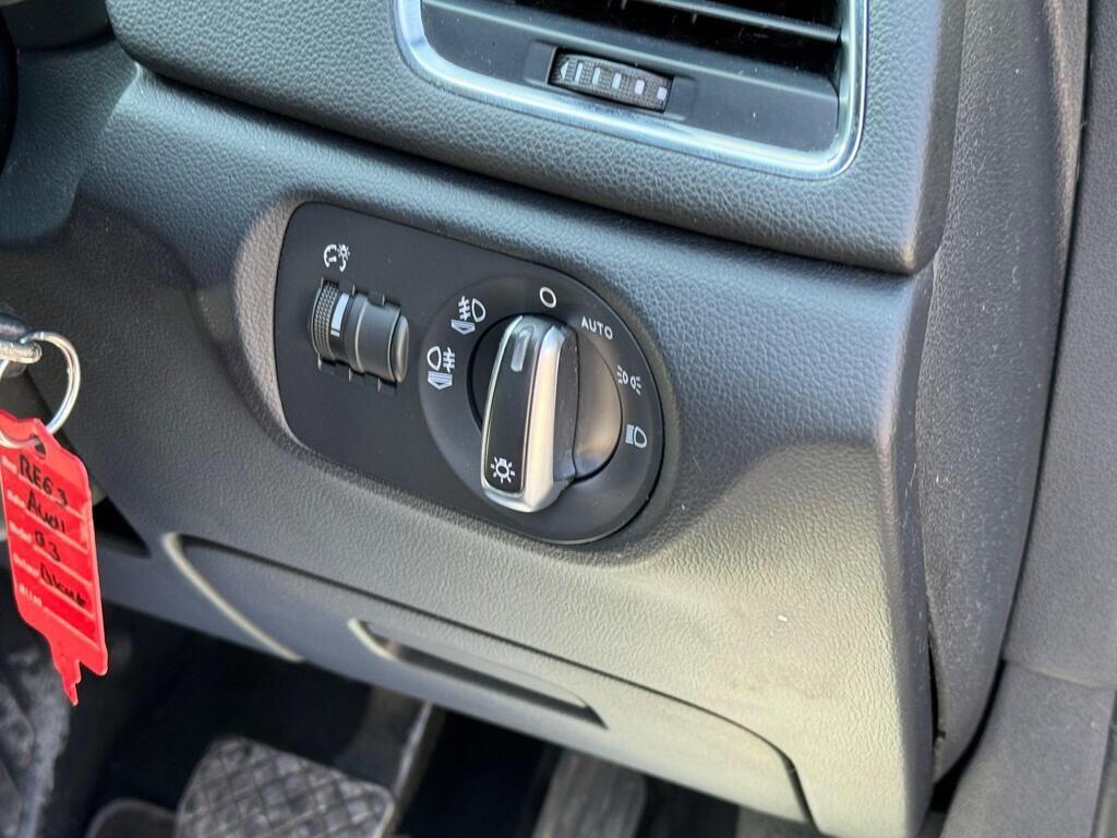 Used Audi Q3 2013 for sale - 77646109: Photo 36