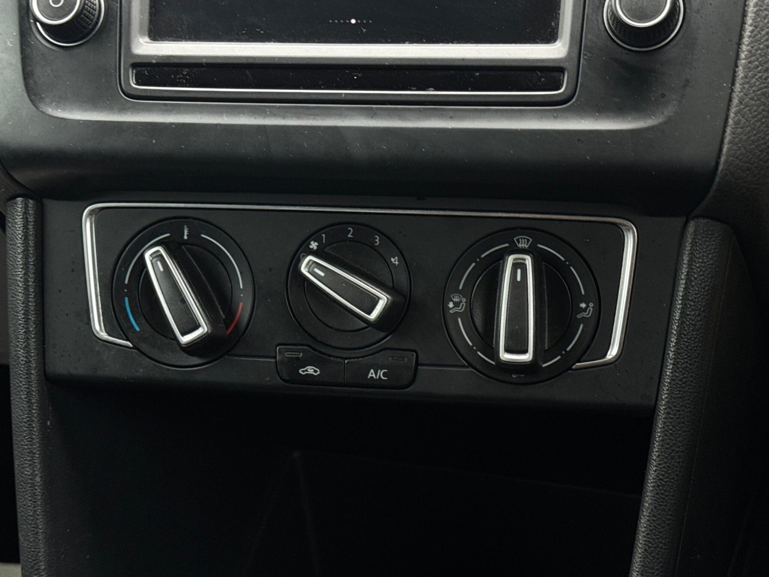 Used Volkswagen Polo 2014 for sale - 77647056: Photo 46