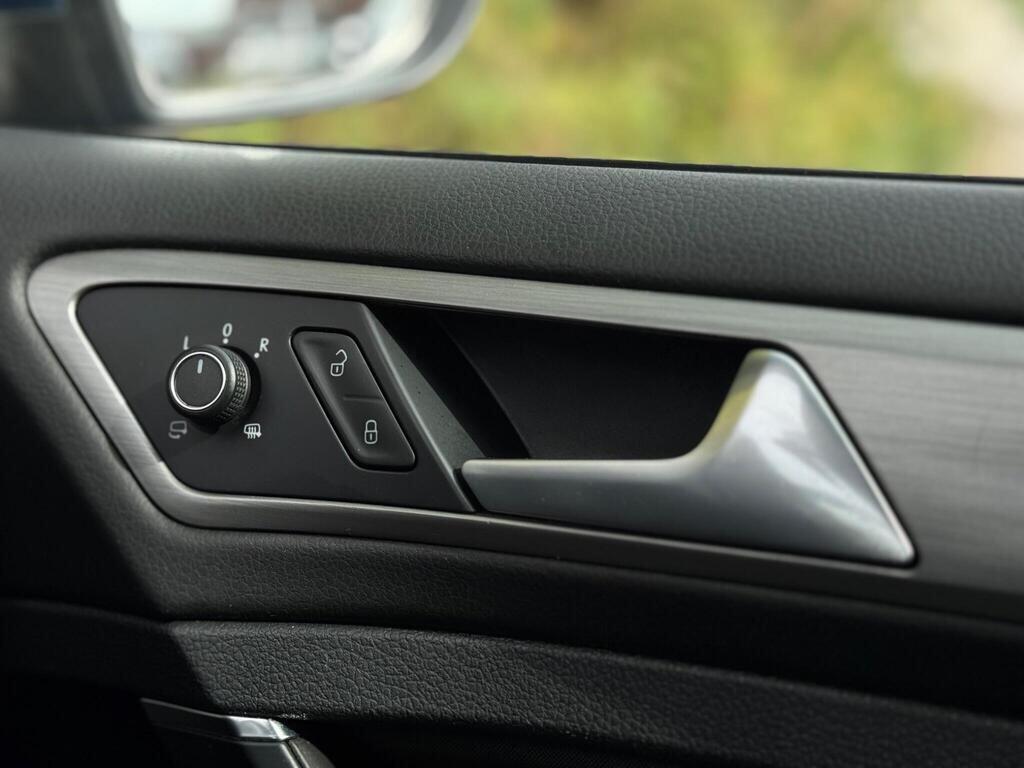 Used Volkswagen Golf 2015 for sale - 77131363: Photo 49