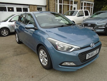 2016 - MPI SE 5-Door