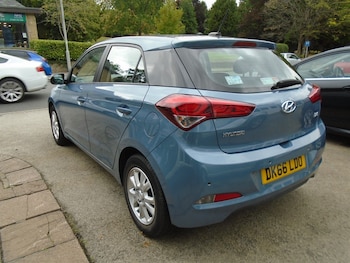 Used Hyundai i20 2016 for sale - 75665168: Photo
