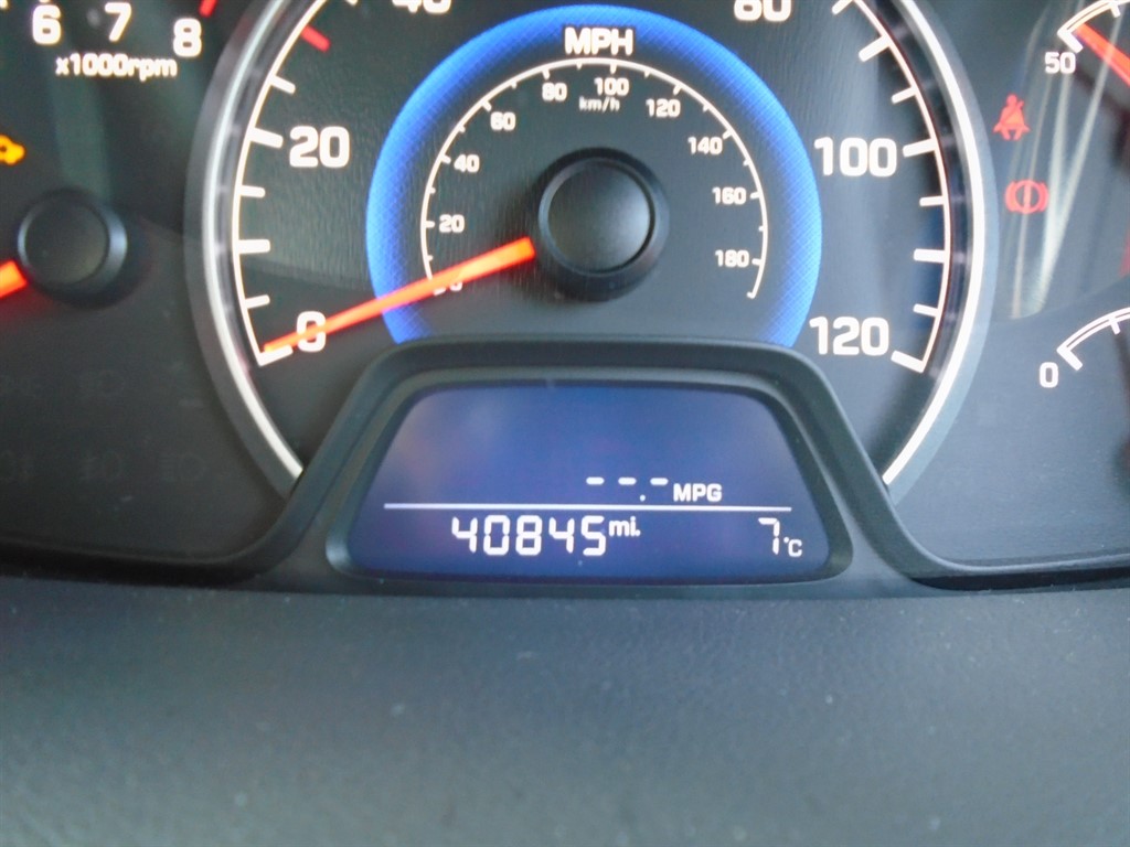 Used Hyundai i10 2017 for sale - 76966989: Photo 8