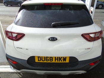 Used Kia Stonic 2018 for sale - 75571345: Photo