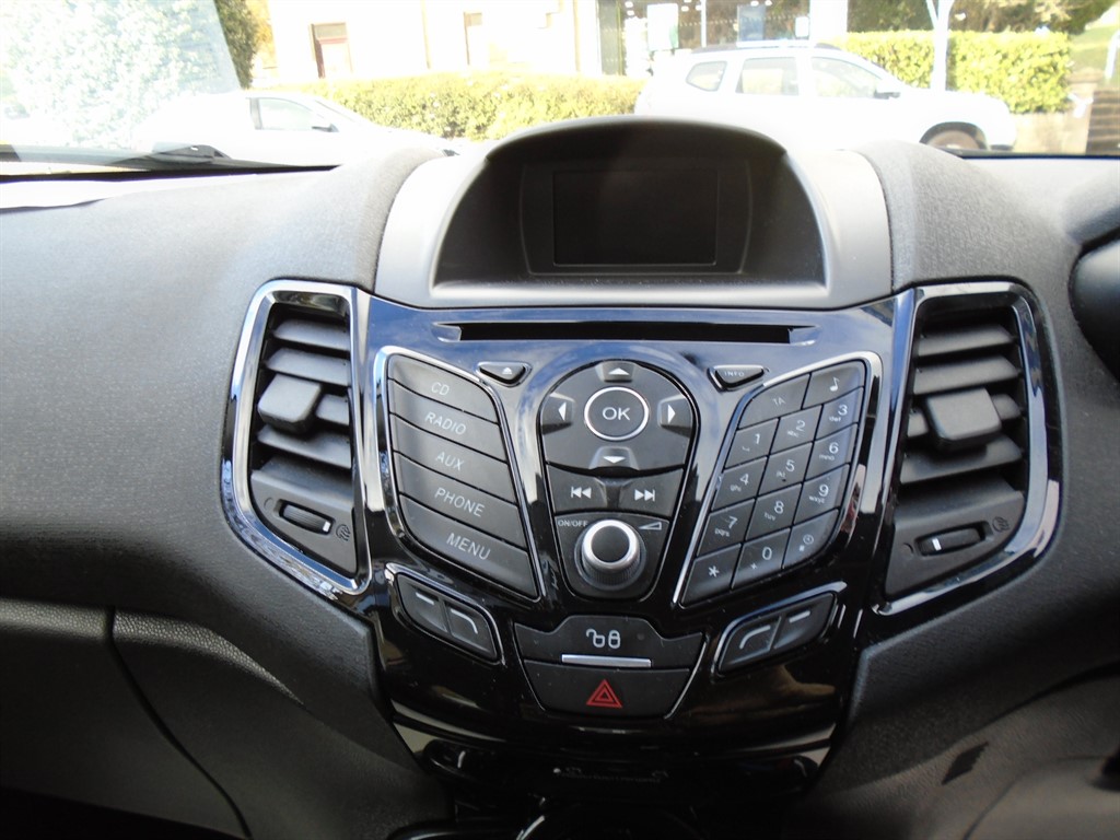 Used Ford Fiesta 2016 for sale - 76438245: Photo 12