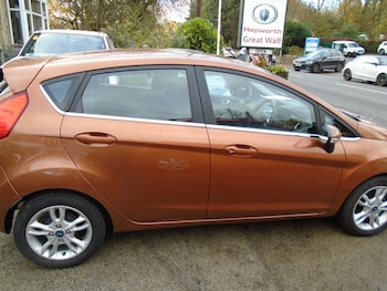 Used Ford Fiesta 2016 for sale - 76438245: Photo
