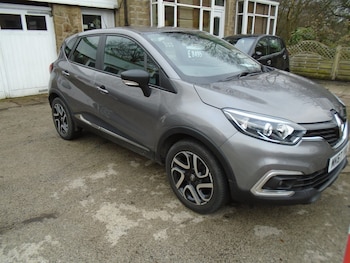 Used Renault Captur 2017 for sale - 77300738: Photo