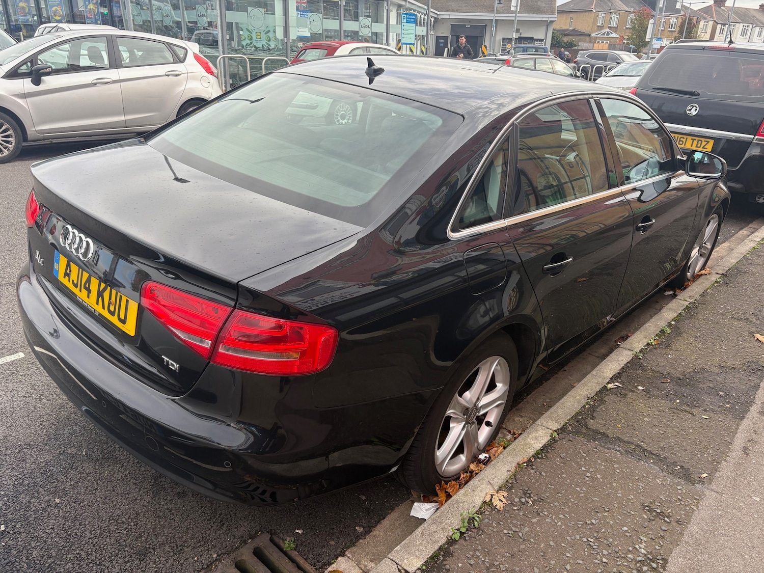 Used Audi A4 2014 for sale - 76480785: Photo 6