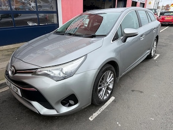 Toyota Avensis feature image