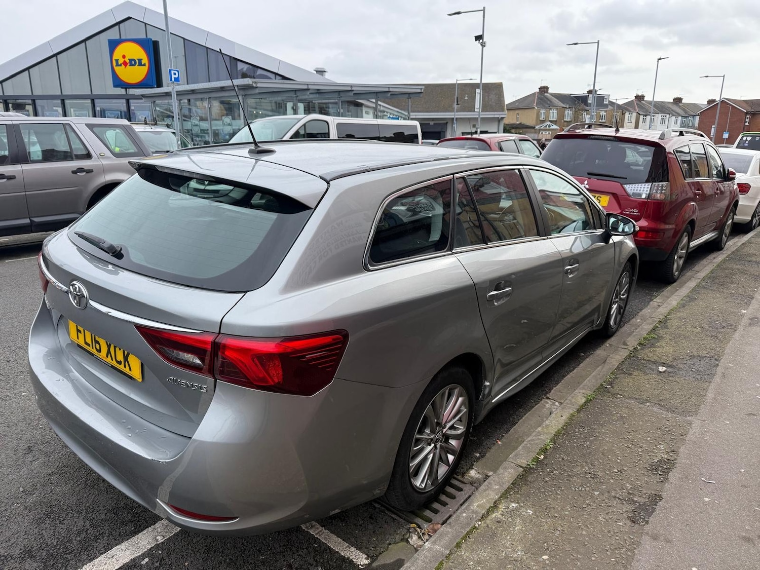 Used Toyota Avensis 2016 for sale - 77885520: Photo 4