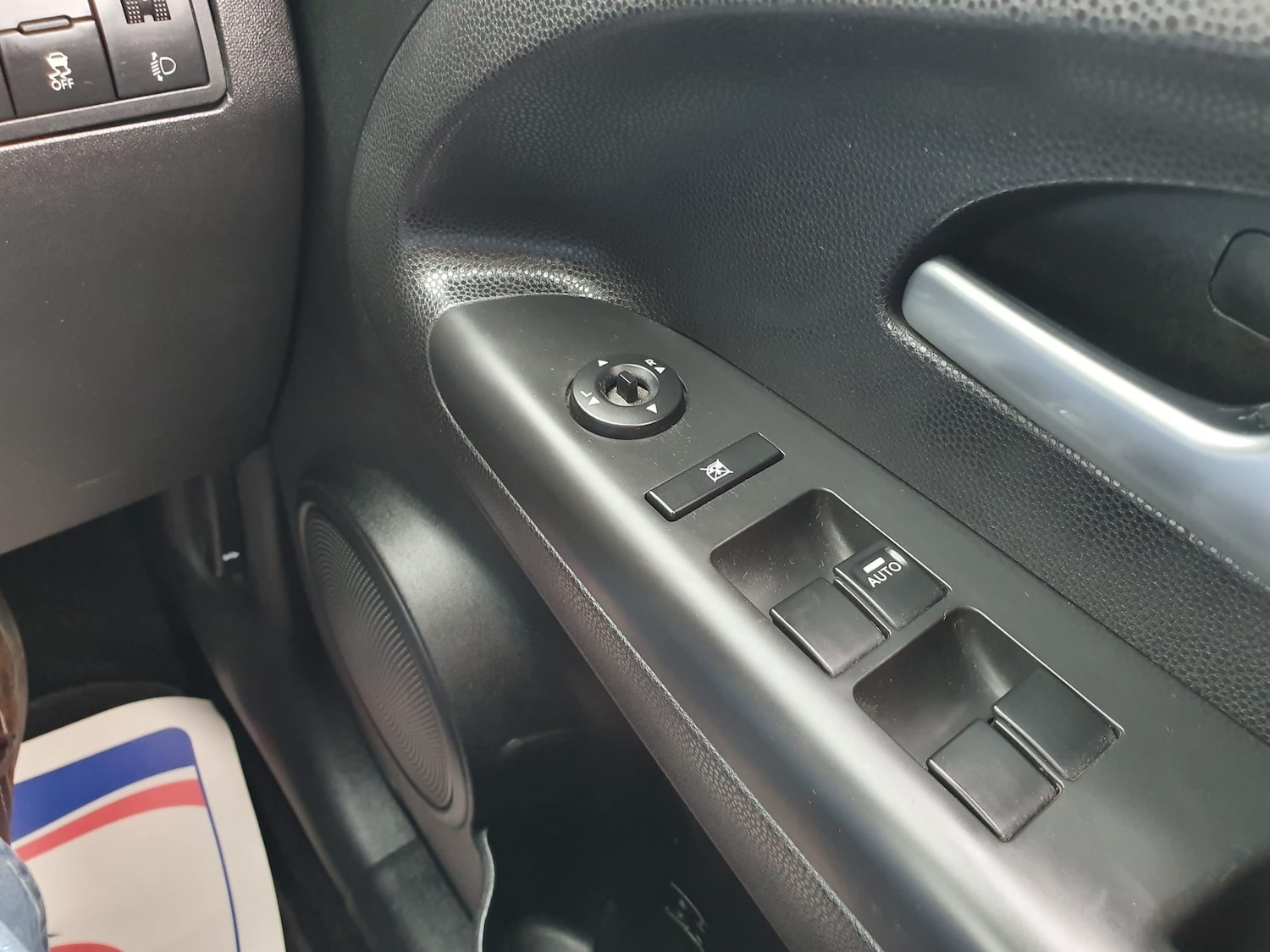 Used Kia Venga 2010 for sale - 76480787: Photo 11