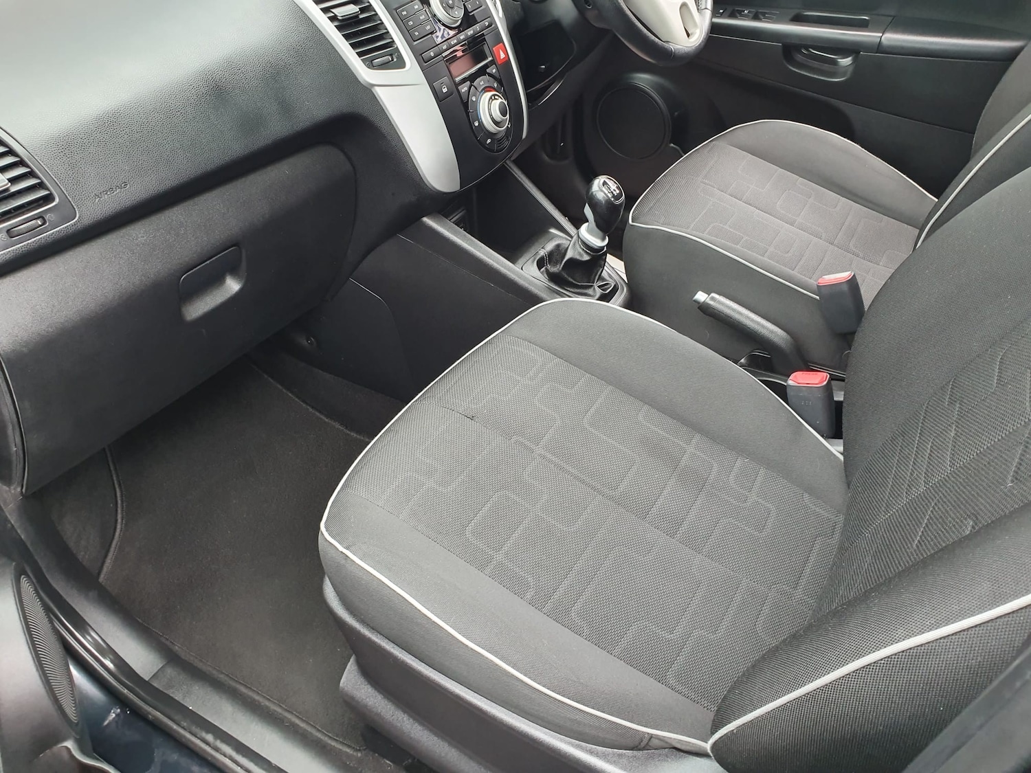 Used Kia Venga 2010 for sale - 76480787: Photo 12