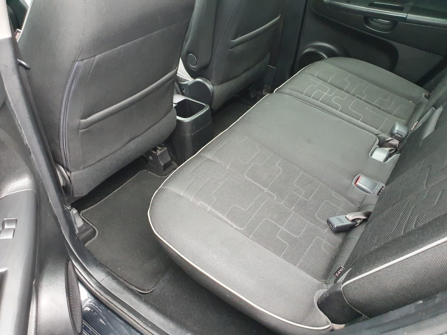 Used Kia Venga 2010 for sale - 76480787: Photo 14