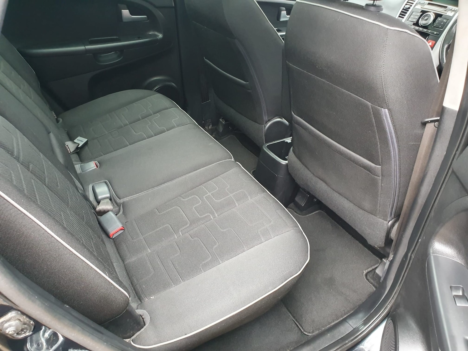 Used Kia Venga 2010 for sale - 76480787: Photo 16