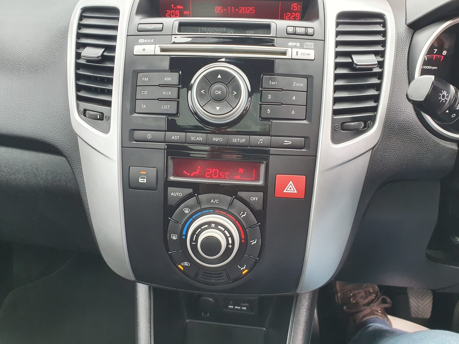 Used Kia Venga 2010 for sale - 76480787: Photo 7