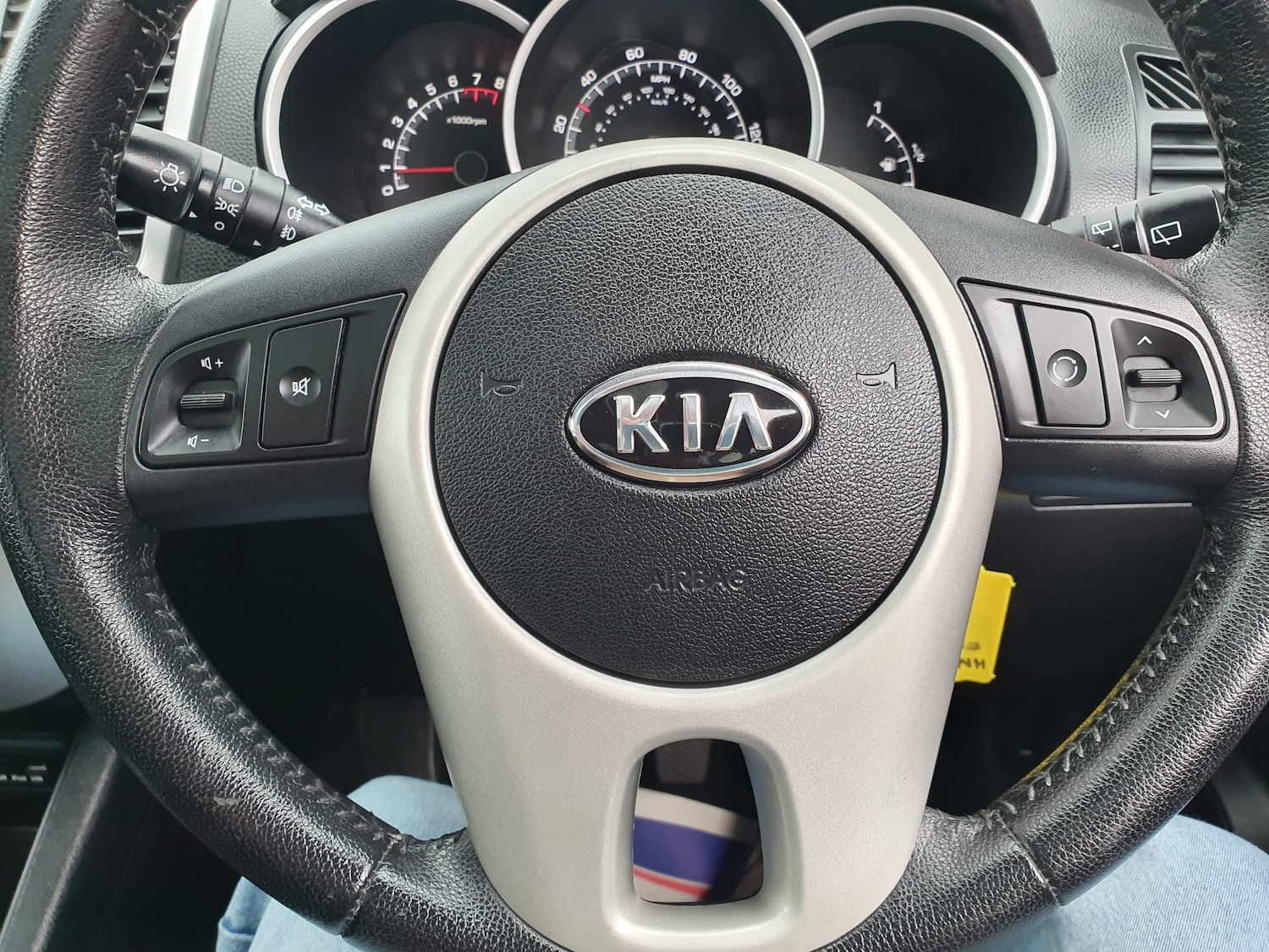 Used Kia Venga 2010 for sale - 76480787: Photo 9