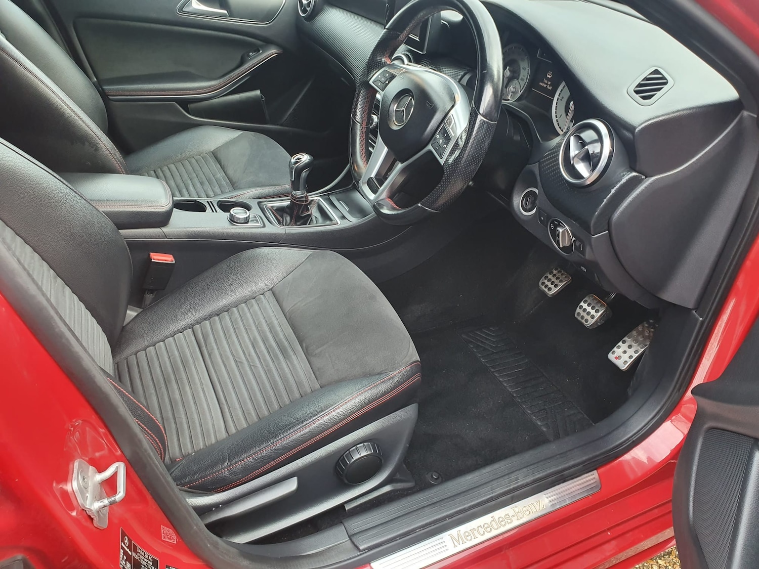 Used Mercedes-Benz A-Class 2013 for sale - 76878051: Photo 11