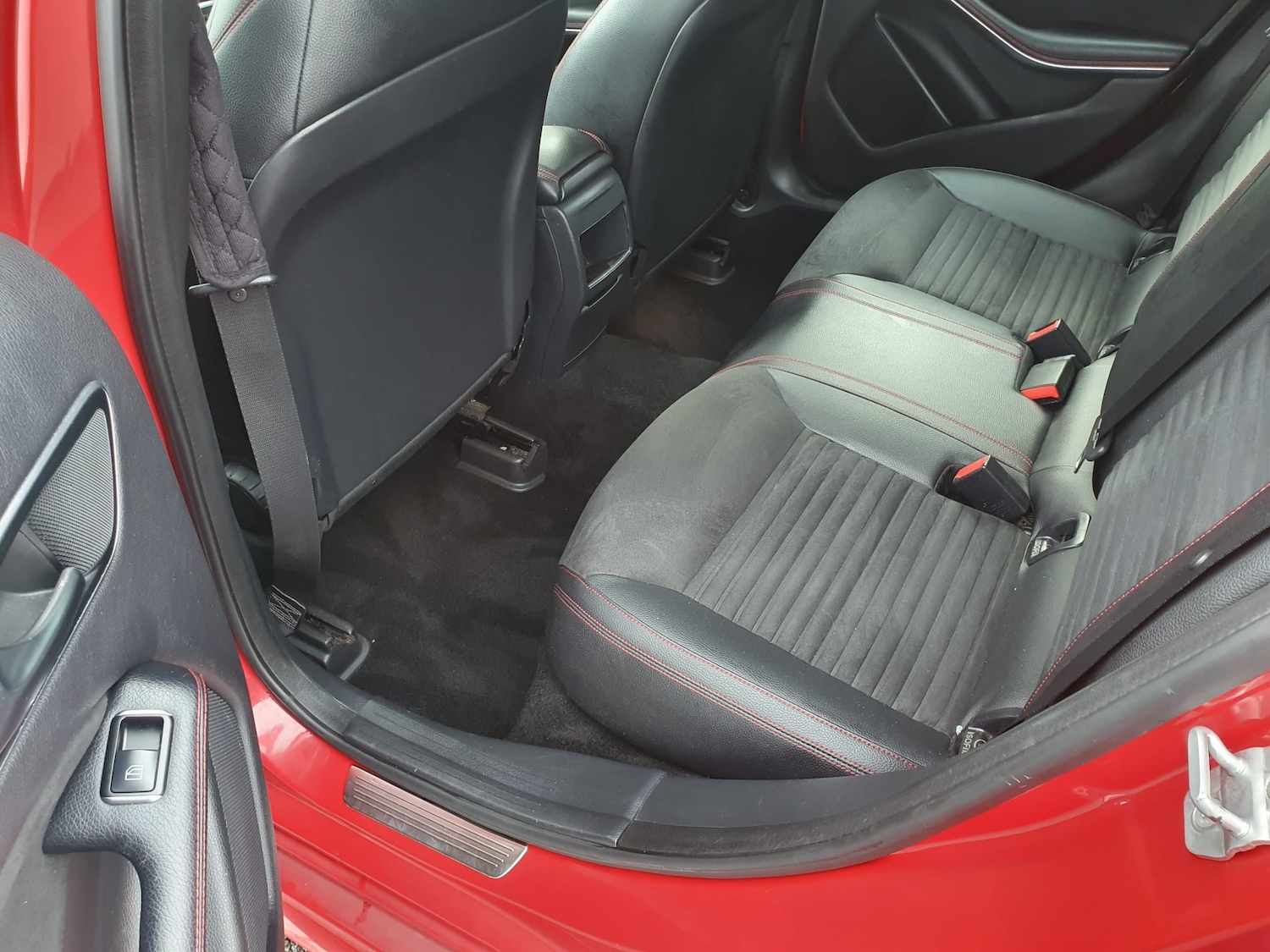 Used Mercedes-Benz A-Class 2013 for sale - 76878051: Photo 9