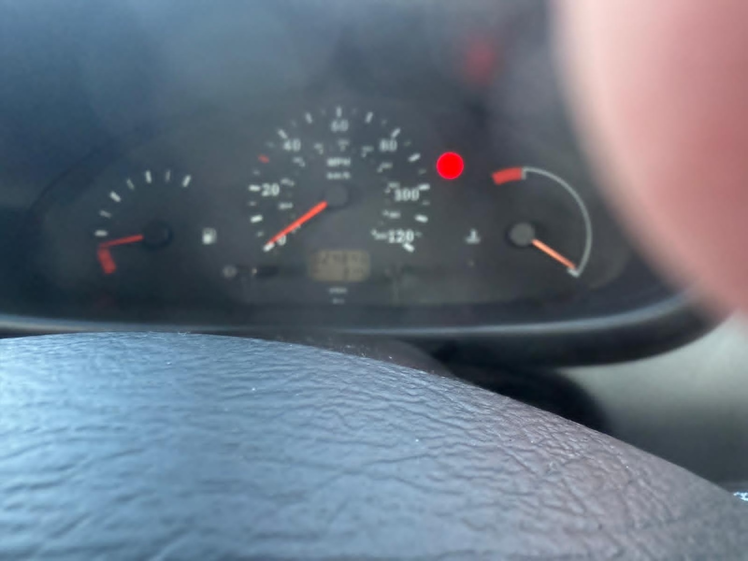 Used Nissan Micra 1999 for sale - 76635927: Photo 10