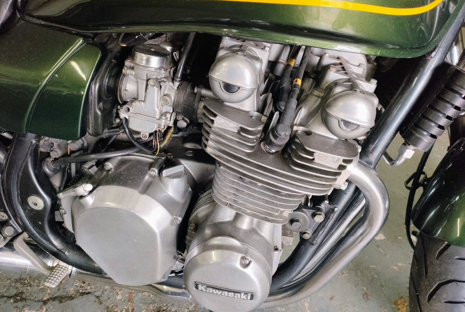 Kawasaki ZR