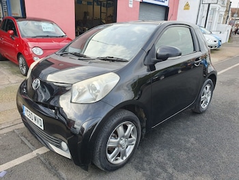Used Toyota IQ 2010 for sale - 76334643: Photo