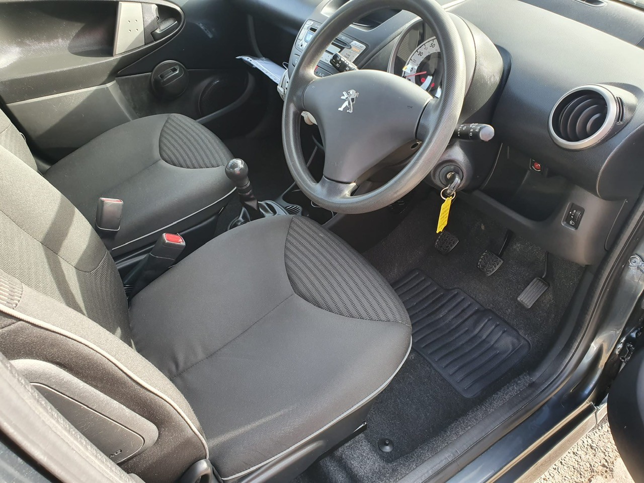 Used Peugeot 107 2012 for sale - 76334644: Photo 11