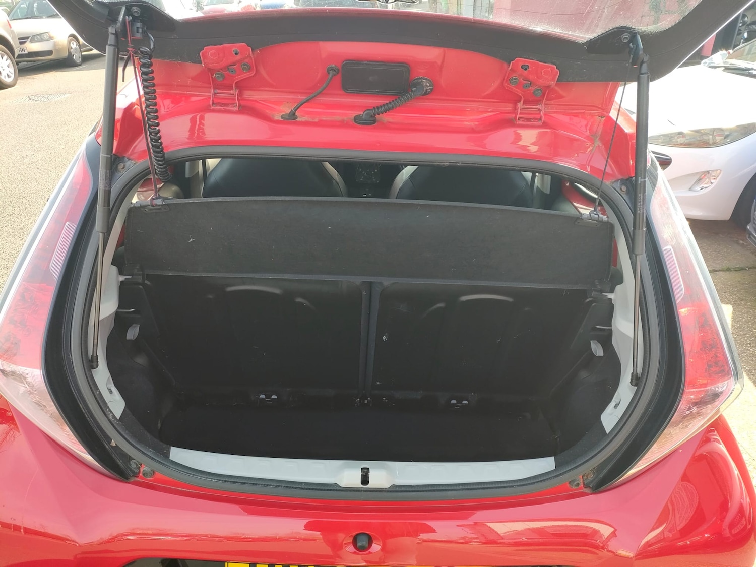 Used Toyota AYGO 2016 for sale - 77966576: Photo 6