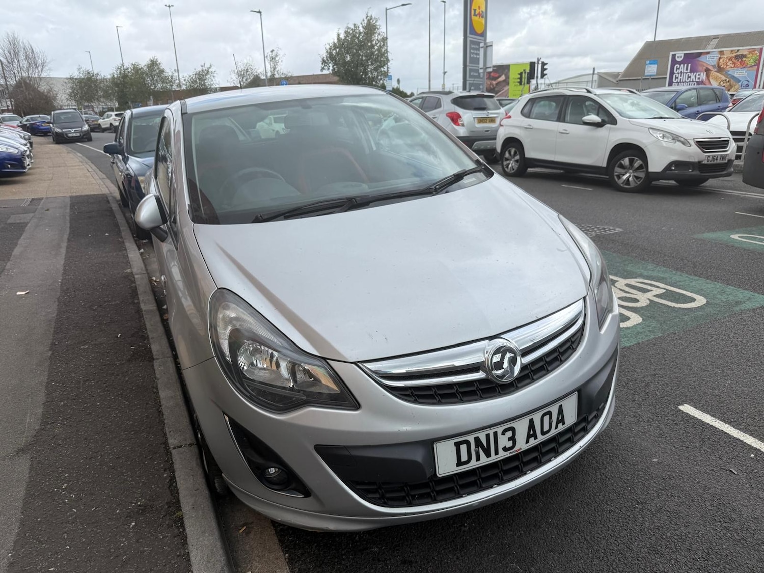 Used Vauxhall Corsa 2013 for sale - 76334687: Photo 4