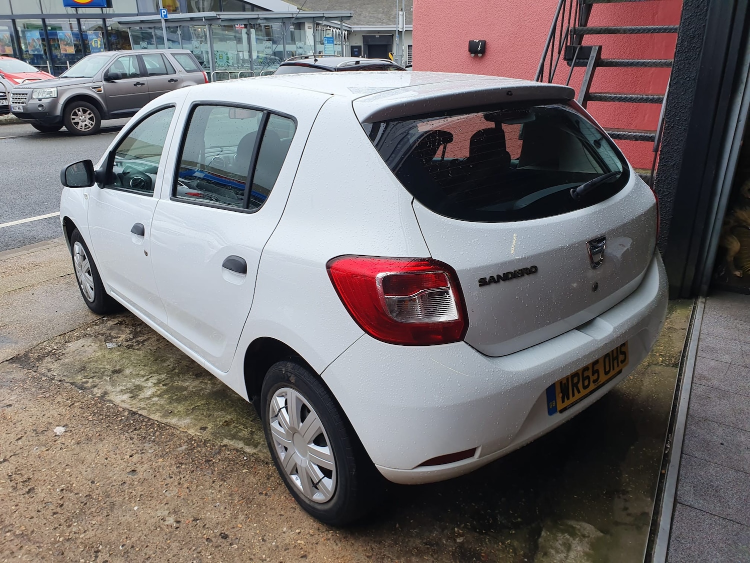 Used Dacia Sandero 2015 for sale - 77603805: Photo 4