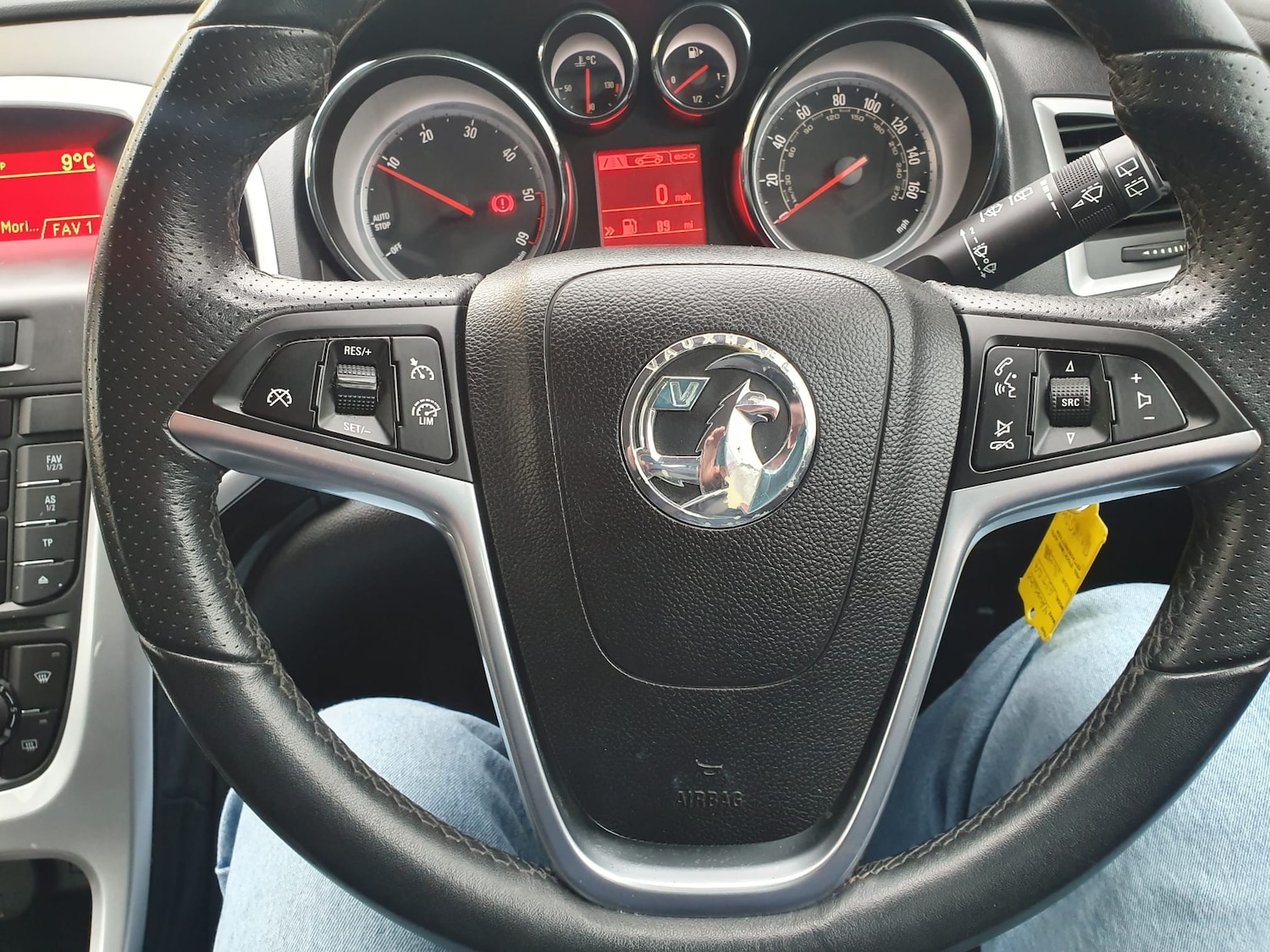 Used Vauxhall Astra 2013 for sale - 77211733: Photo 17