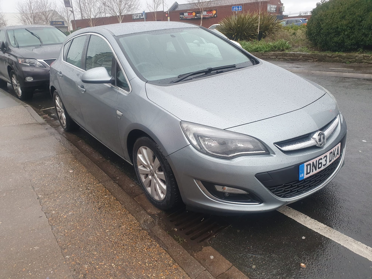Used Vauxhall Astra 2013 for sale - 77211733: Photo 6