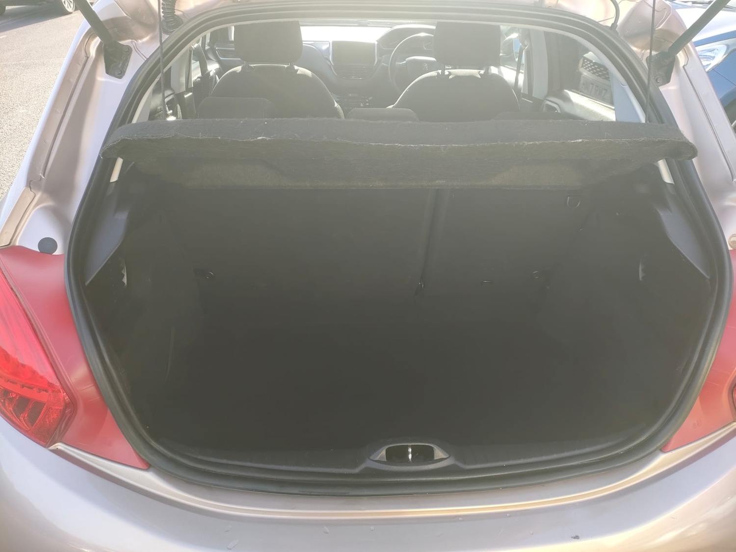 Used Peugeot 208 2012 for sale - 77582533: Photo 11