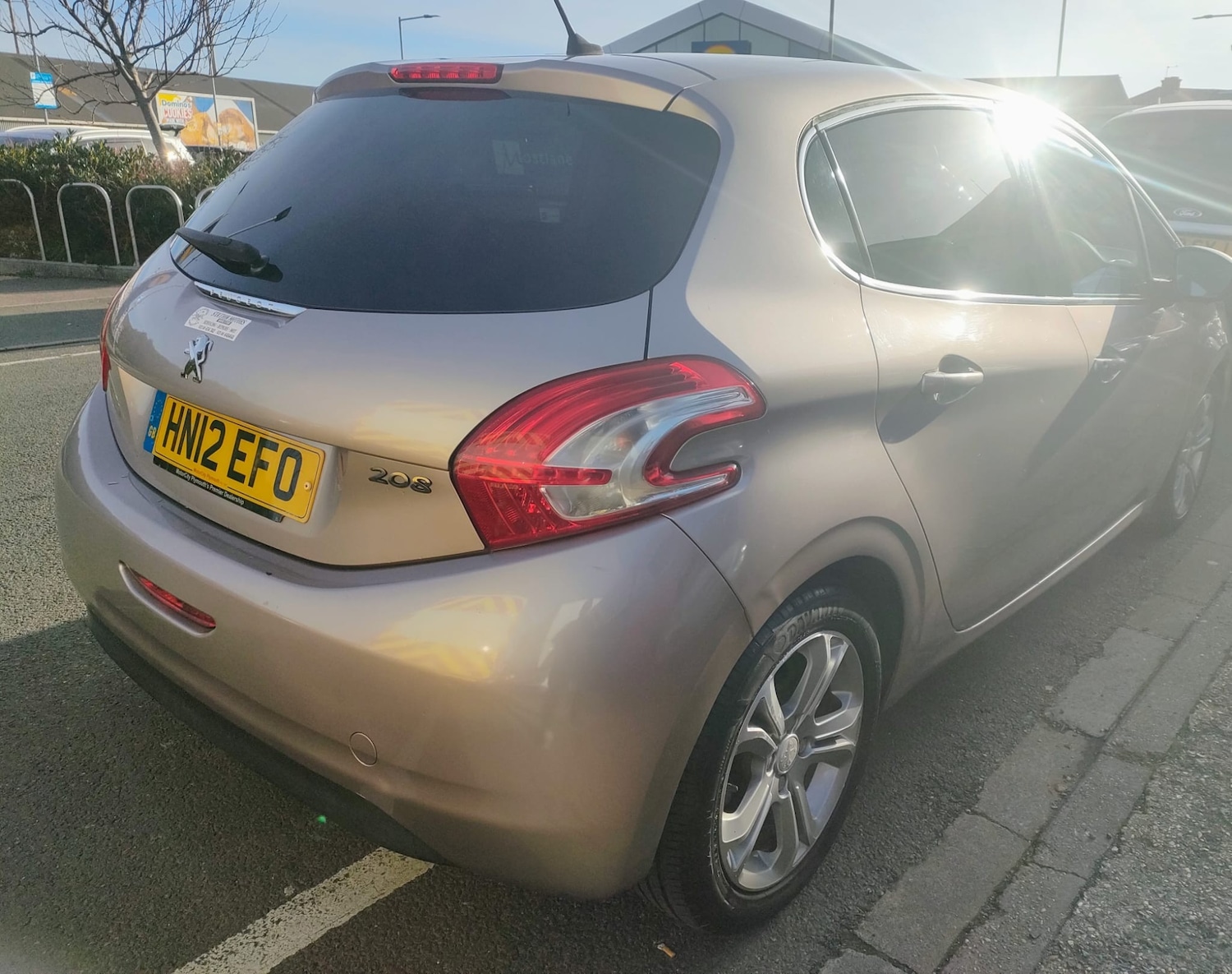 Used Peugeot 208 2012 for sale - 77582533: Photo 2