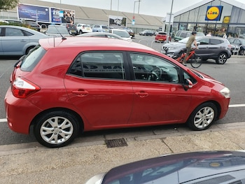 Used Toyota Auris 2011 for sale - 76334618: Photo