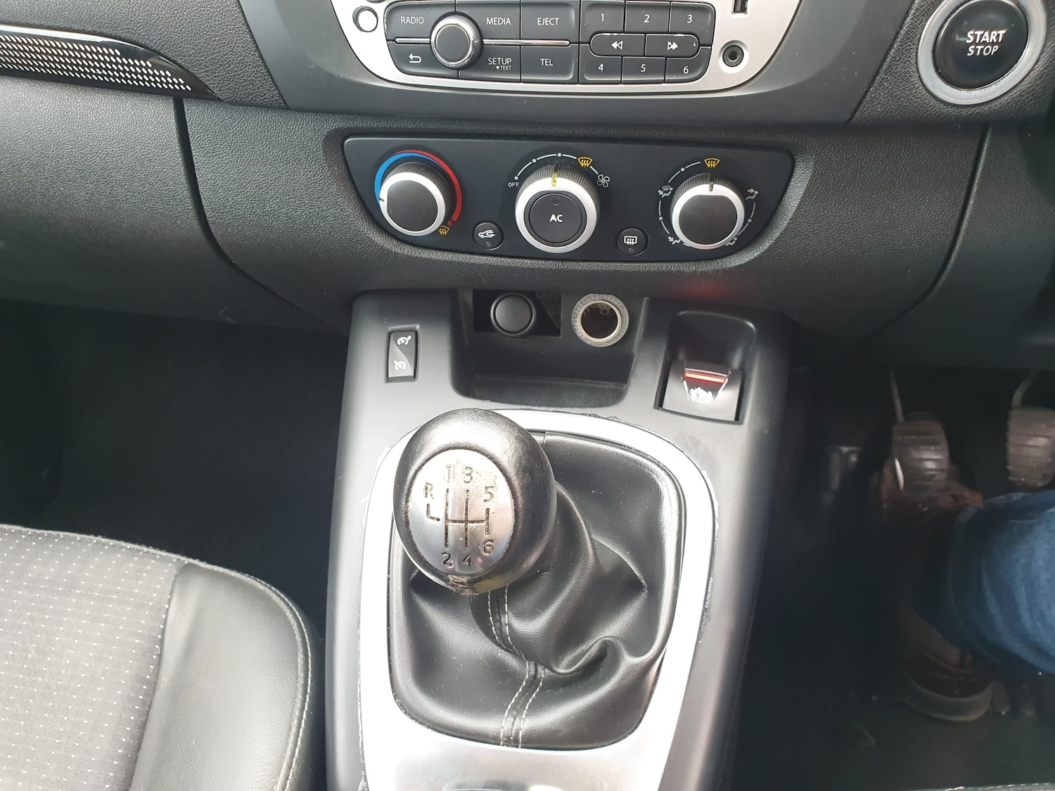 Used Renault Scenic 2012 for sale - 76569288: Photo 10