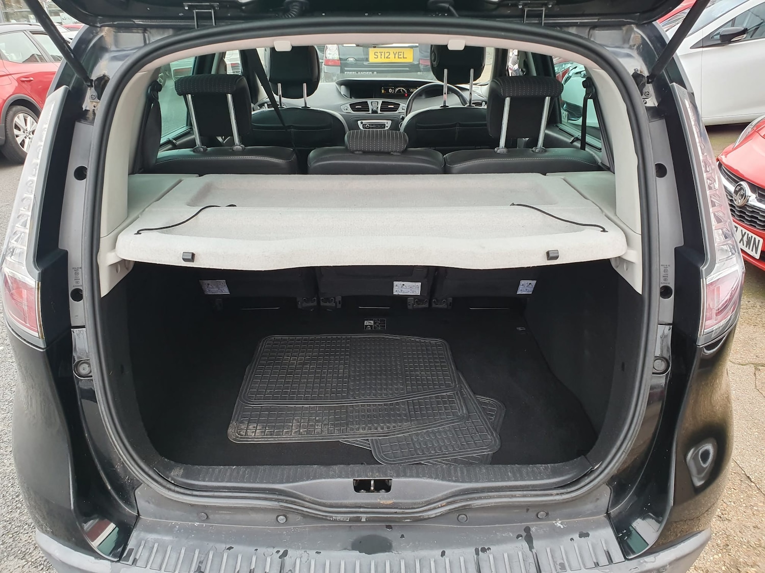 Used Renault Scenic 2012 for sale - 76569288: Photo 15