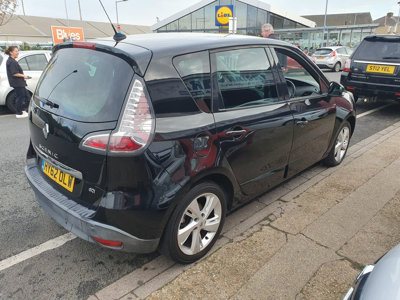Used Renault Scenic 2012 for sale - 76569288: Photo 5