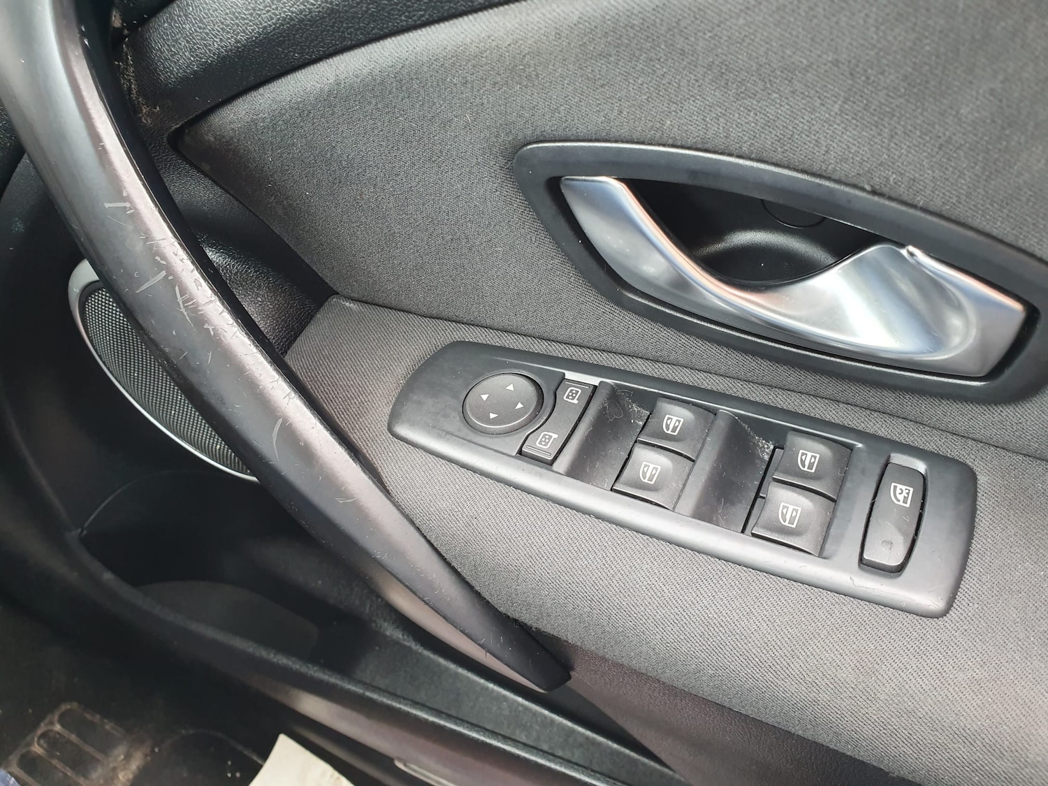 Used Renault Megane 2010 for sale - 76480792: Photo 19