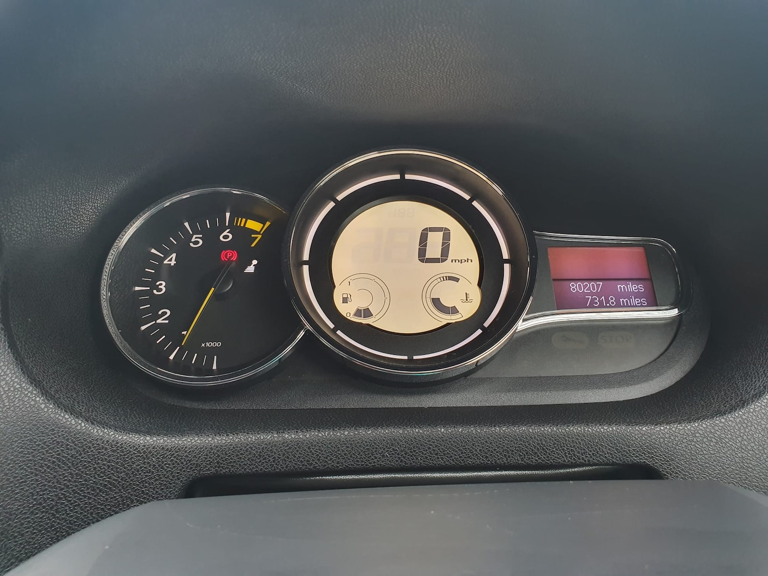 Used Renault Megane 2010 for sale - 76480792: Photo 3