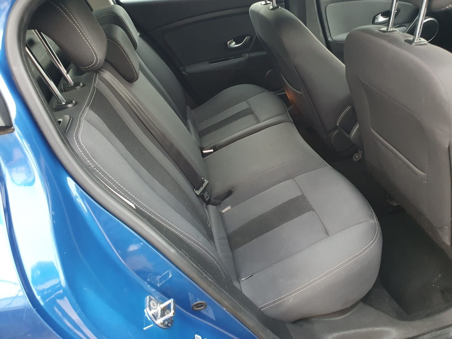 Used Renault Megane 2010 for sale - 76480792: Photo 4