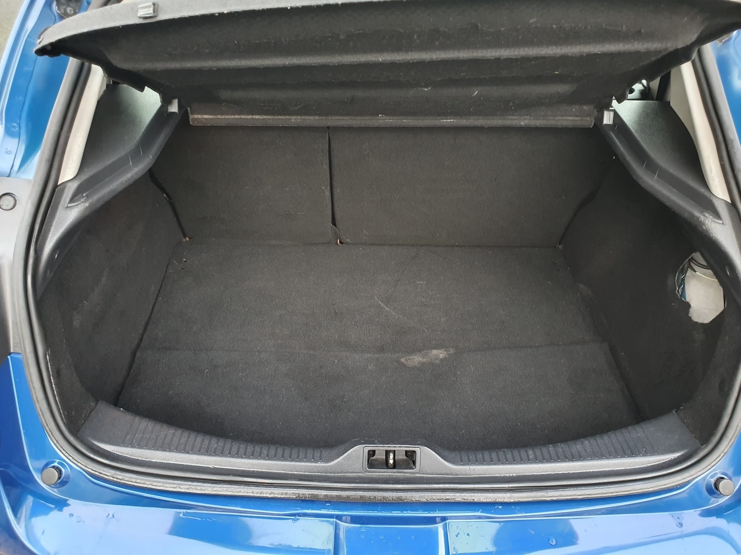 Used Renault Megane 2010 for sale - 76480792: Photo 6