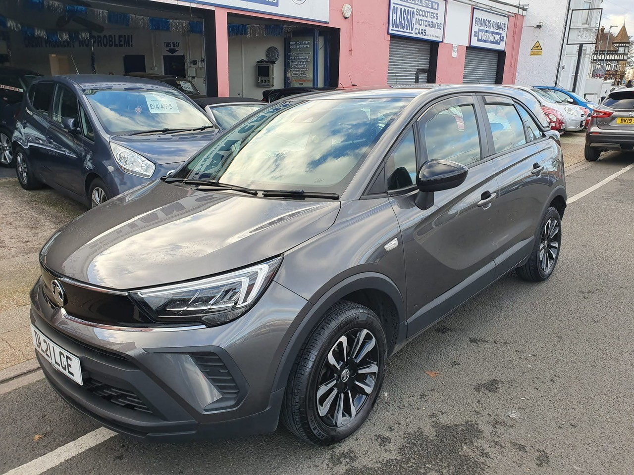 Used Vauxhall Crossland 2021 for sale - 76641595: Photo 1