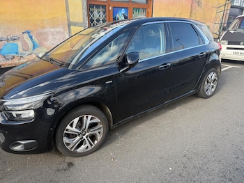 Used Citroen C4 Picasso 2015 for sale - 78107076: Photo