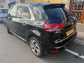 Used Citroen C4 Picasso 2015 for sale - 78107076: Photo